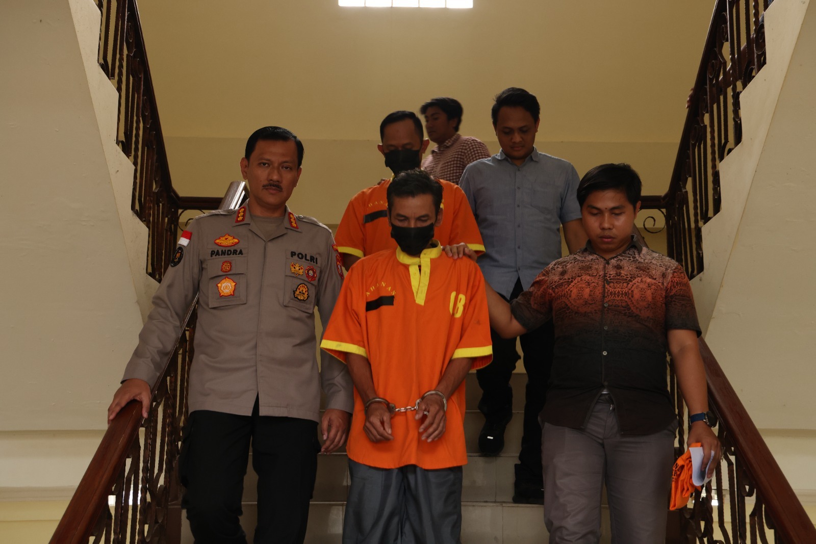 Dua Pelaku Penyebar Berita Bohong Terancam Hukuman 18 Tahun Penjara
