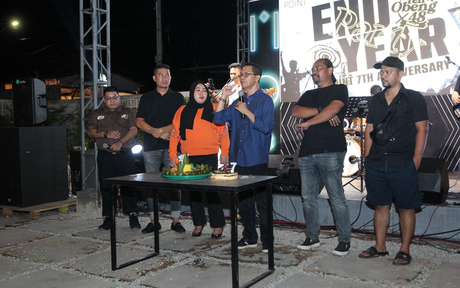 Amsakar Achmad Hadiri Perayaan HUT ke-7 Point Cafe
